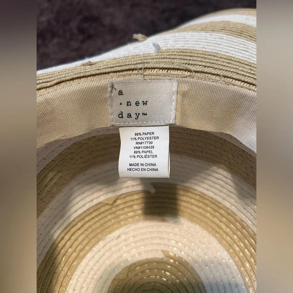 SOLD!!!!!! Floppy Beach Sun Hat - A New Day - Picture 3 of 5